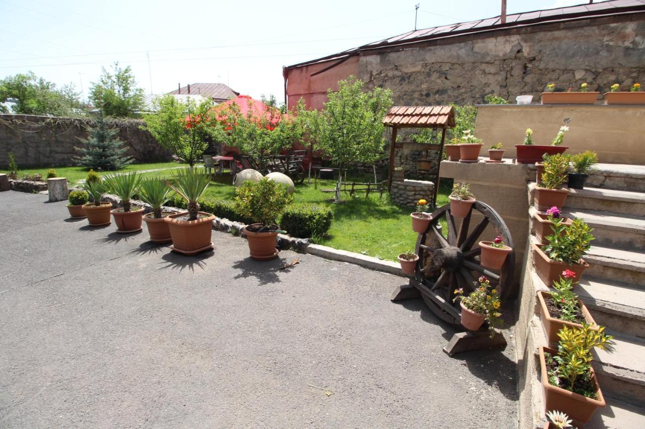 Mardoyan'S Guest House Gavar Esterno foto