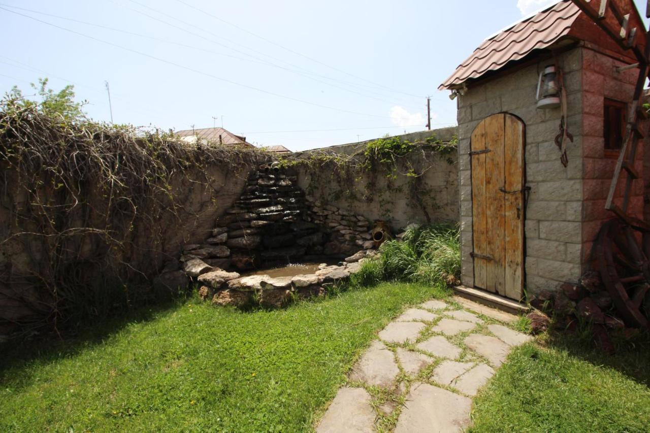 Mardoyan'S Guest House Gavar Esterno foto