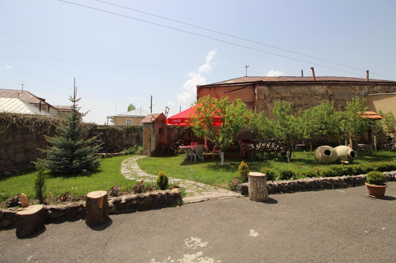 Mardoyan'S Guest House Gavar Esterno foto